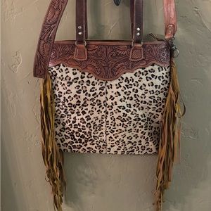 American Darling Leather shoulder Bag Leopard Print with fring